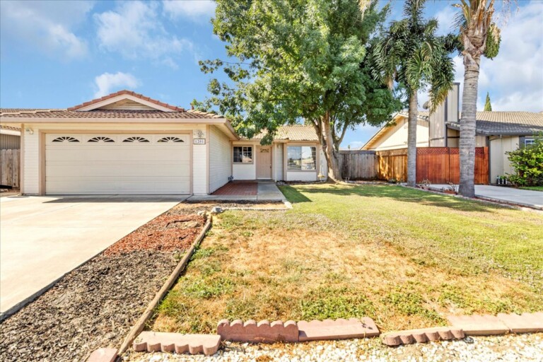 1201 Wilma Drive Hollister, CA 95023
